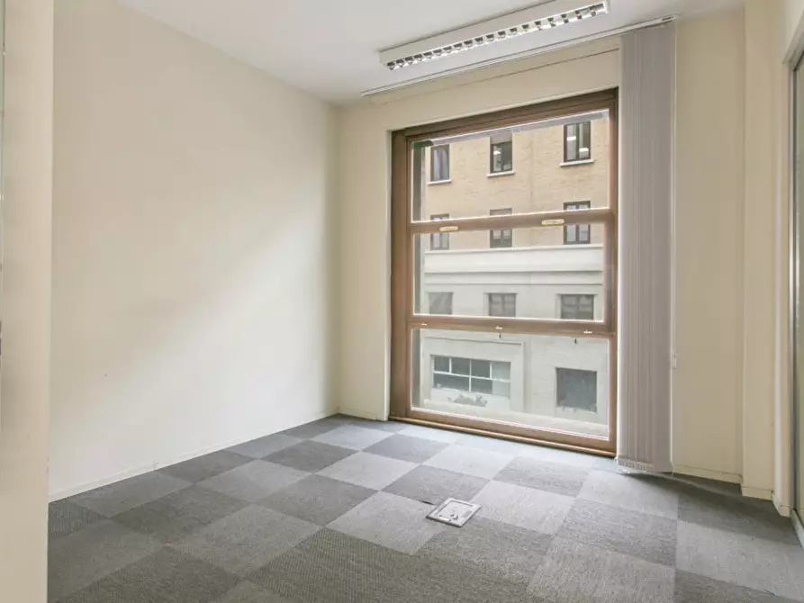 Immagine 7 di Ufficio in affitto  in Via Bissolati a Roma