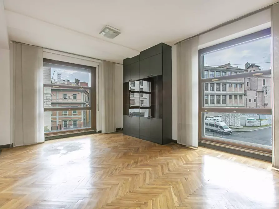 Immagine 29 di Ufficio in affitto  in Via Bissolati a Roma