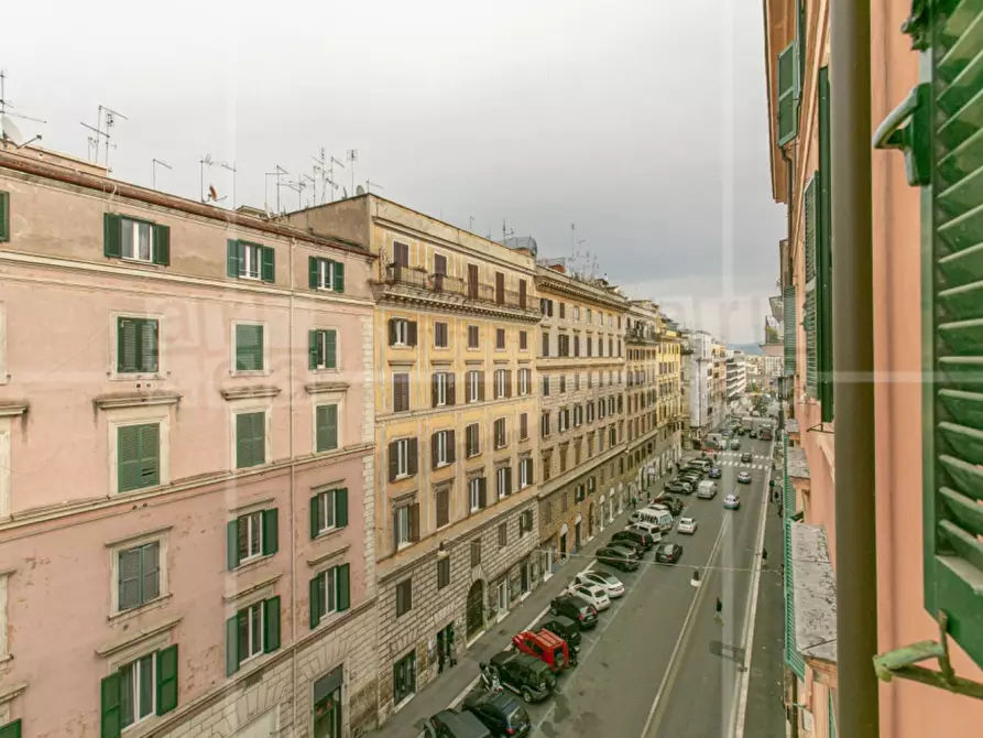 Immagine 23 di Appartamento in vendita  in Via Filippo Turati a Roma