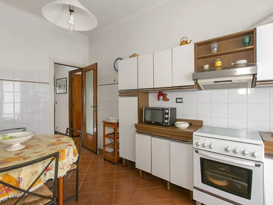 Immagine 13 di Appartamento in vendita  in Via Adolfo Omodeo a Roma