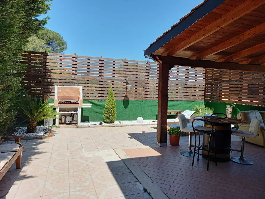 Immagine 7 di Casa bifamiliare in vendita  in Sant'Eustachio Pennini a Avellino