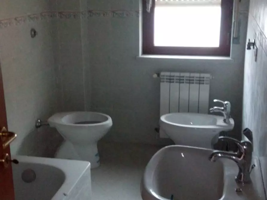 Immagine 2 di Appartamento in vendita  in viale eburum a Eboli