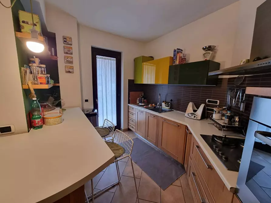 Immagine 8 di Appartamento in vendita  in VIA MODESTINO GUASCHINO a Avellino