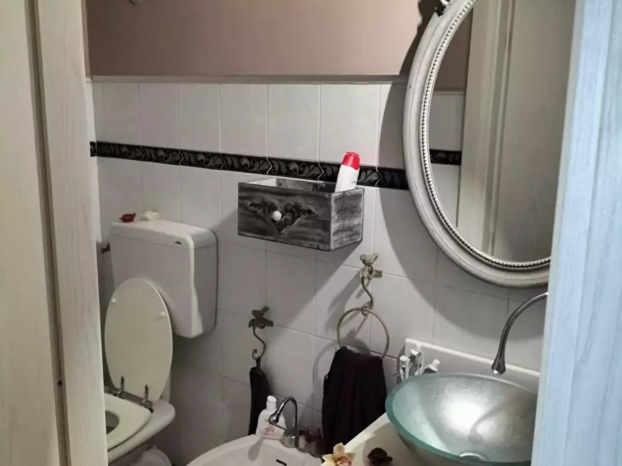 Immagine 7 di Casa indipendente in vendita  in via roma a Capriglia Irpina