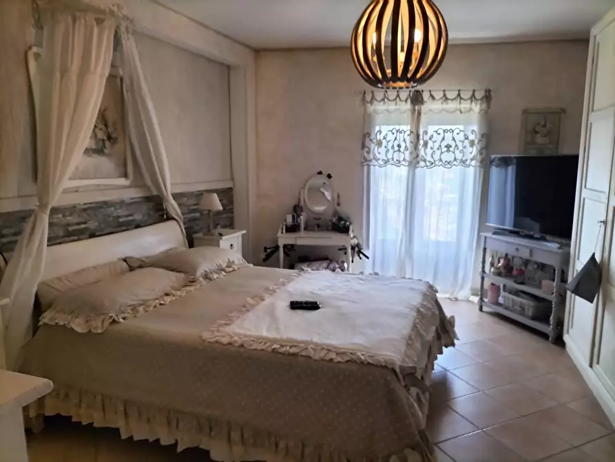 Immagine 13 di Casa indipendente in vendita  in via roma a Capriglia Irpina