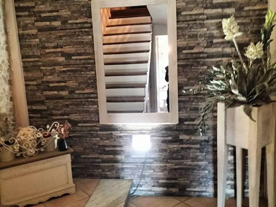 Immagine 15 di Casa indipendente in vendita  in via roma a Capriglia Irpina