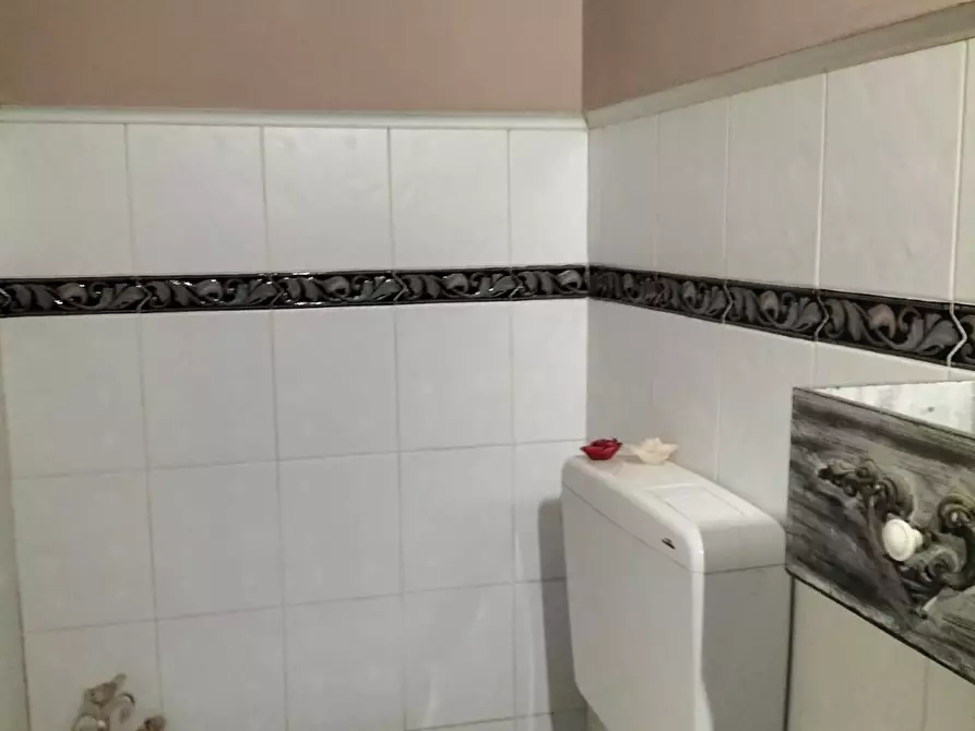 Immagine 17 di Casa indipendente in vendita  in via roma a Capriglia Irpina