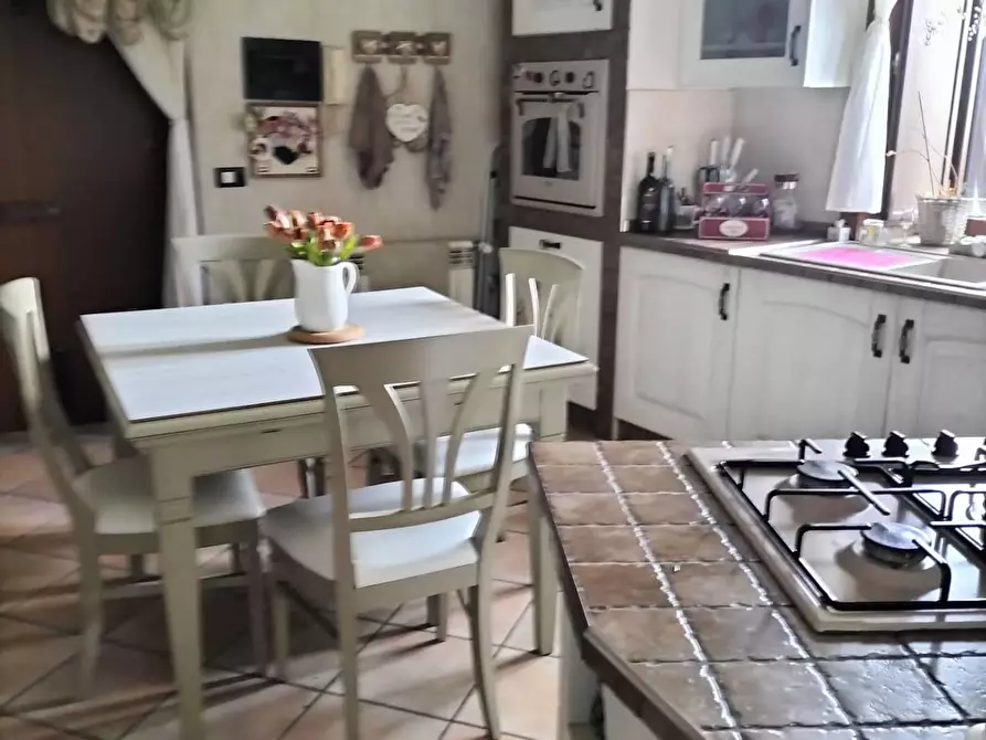 Immagine 19 di Casa indipendente in vendita  in via roma a Capriglia Irpina