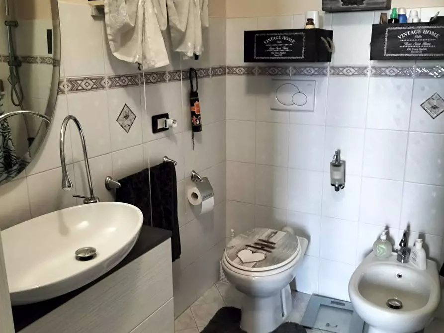 Immagine 27 di Casa indipendente in vendita  in via roma a Capriglia Irpina