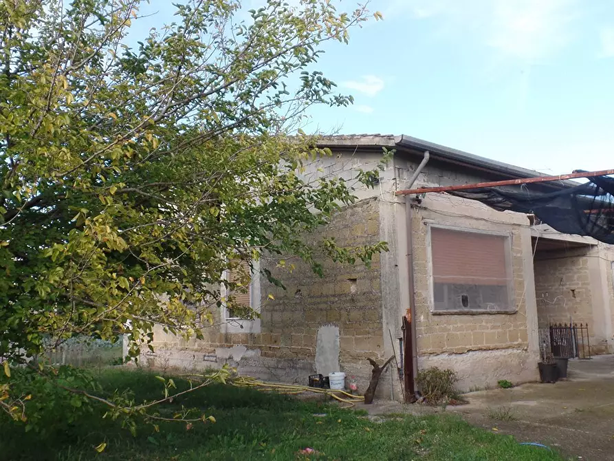 Immagine 2 di Casa indipendente in vendita  in via della verdesca a Eboli