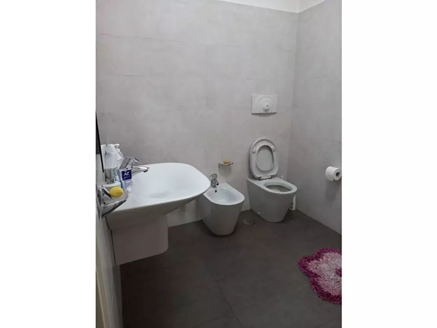 Immagine 12 di Casa bifamiliare in vendita  in Archi a Avellino