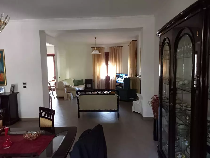 Immagine 15 di Casa bifamiliare in vendita  in Archi a Avellino