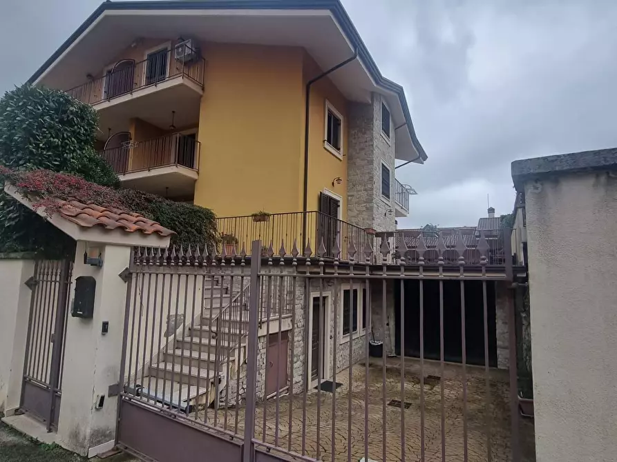 Immagine 4 di Casa bifamiliare in vendita  in contrada serroni a Avellino