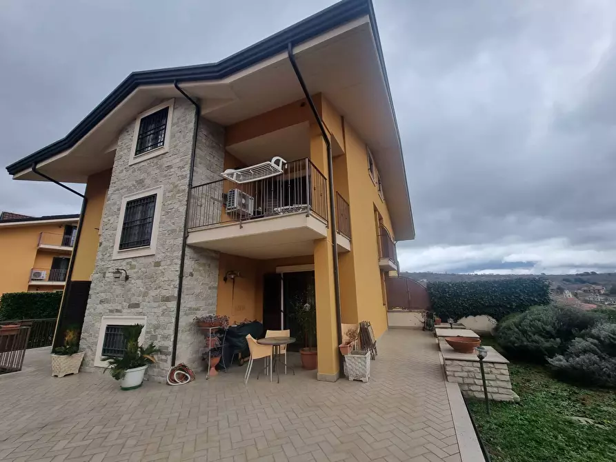 Immagine 9 di Casa bifamiliare in vendita  in contrada serroni a Avellino