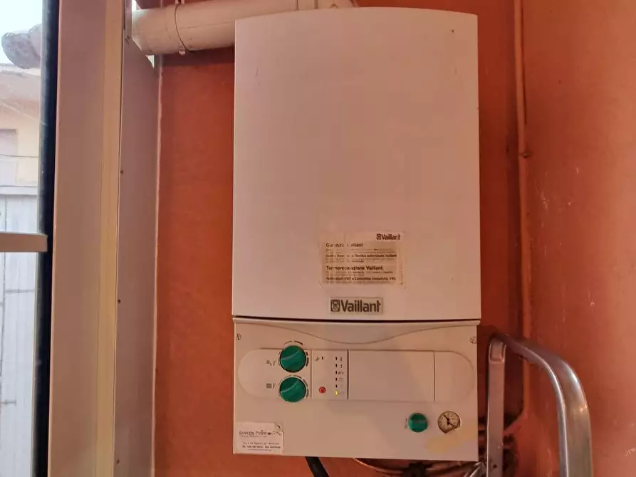 Immagine 17 di Appartamento in vendita  in via di vittorio a Avellino