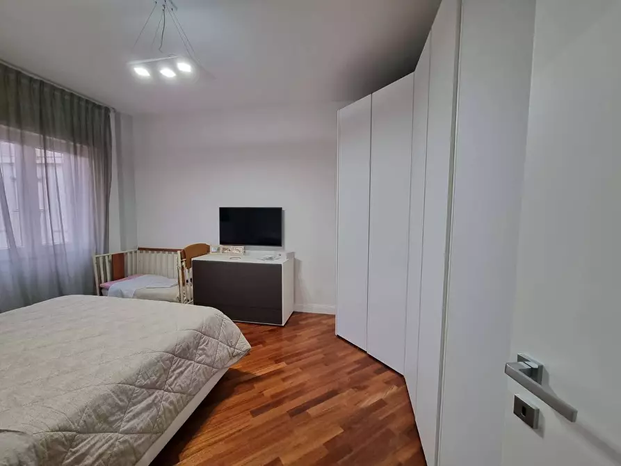 Immagine 18 di Appartamento in vendita  in via di vittorio a Avellino