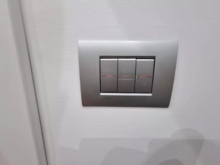 Immagine 24 di Appartamento in vendita  in via di vittorio a Avellino