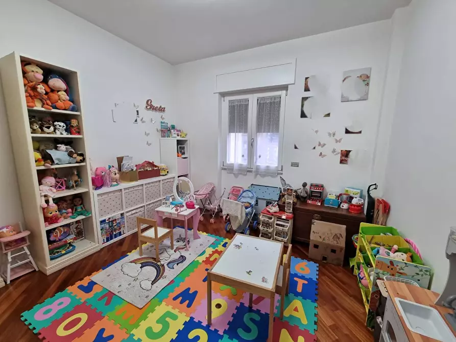 Immagine 25 di Appartamento in vendita  in via di vittorio a Avellino