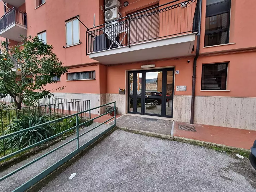 Immagine 2 di Appartamento in vendita  in via di vittorio a Avellino