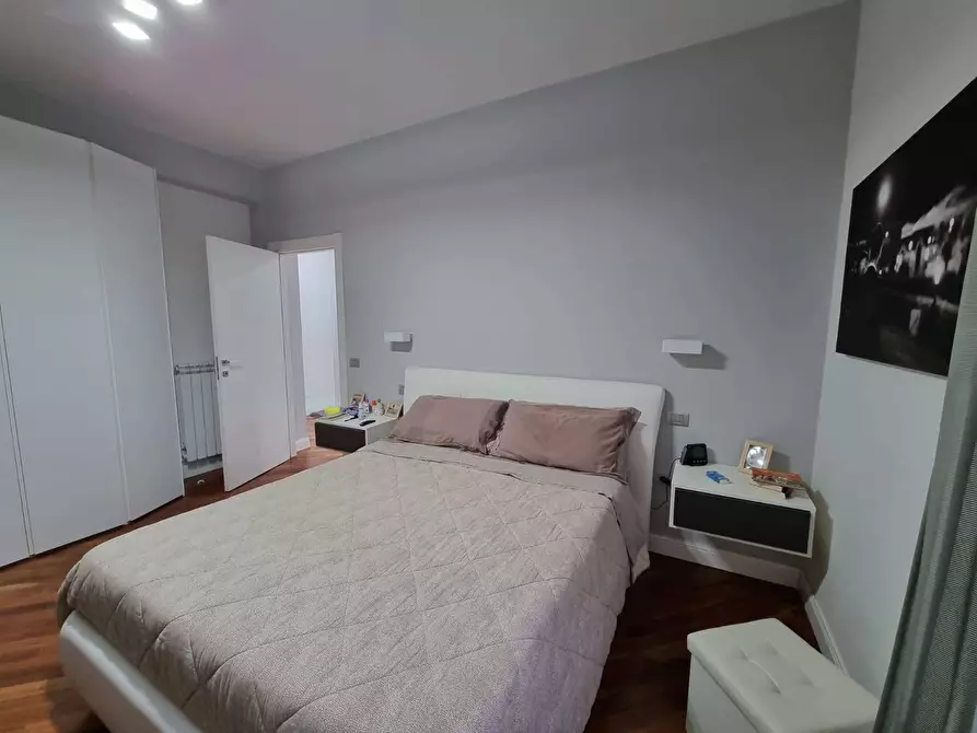 Immagine 21 di Appartamento in vendita  in via di vittorio a Avellino