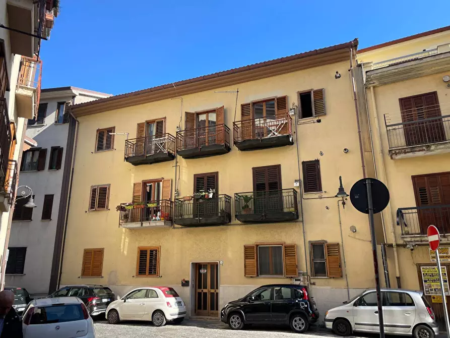 Immagine 1 di Appartamento in vendita  in San Francesco Saverio a Avellino