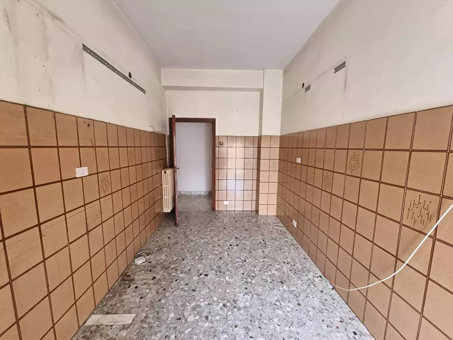 Immagine 12 di Appartamento in vendita  in via pescatori a Avellino