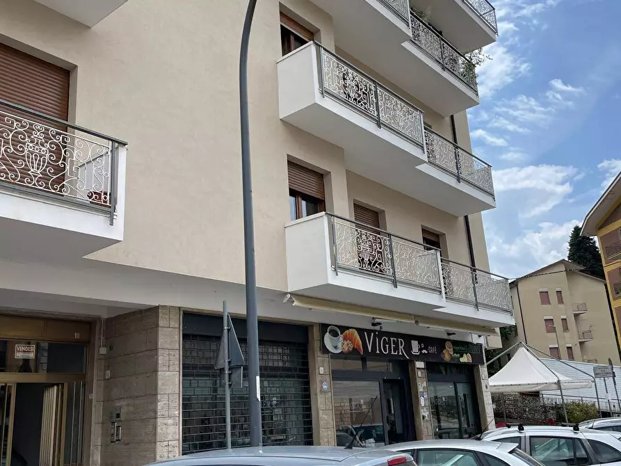 Immagine 5 di Appartamento in vendita  in via carafa a Avellino
