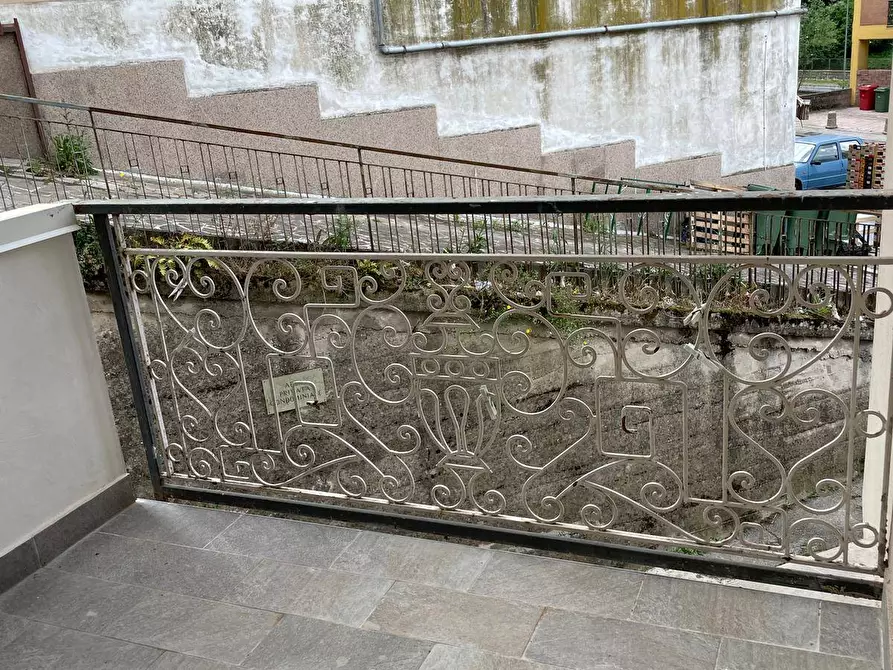 Immagine 11 di Appartamento in vendita  in via carafa a Avellino