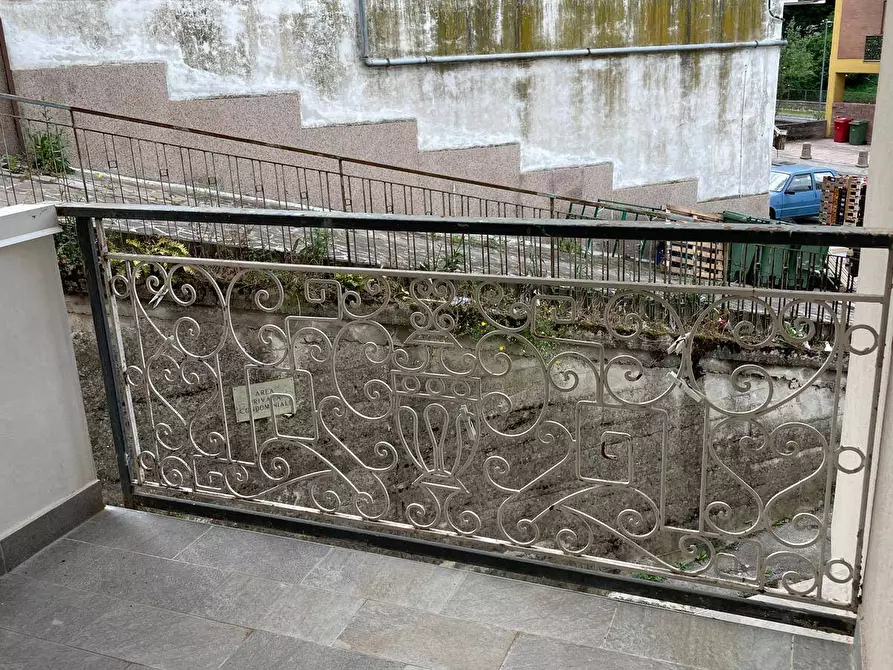 Immagine 13 di Appartamento in vendita  in via carafa a Avellino