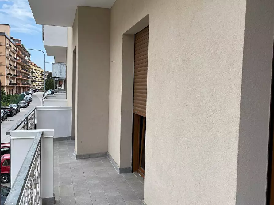 Immagine 14 di Appartamento in vendita  in via carafa a Avellino