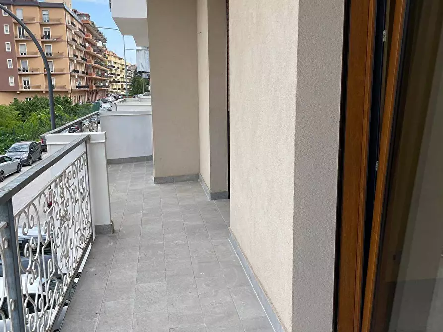 Immagine 15 di Appartamento in vendita  in via carafa a Avellino