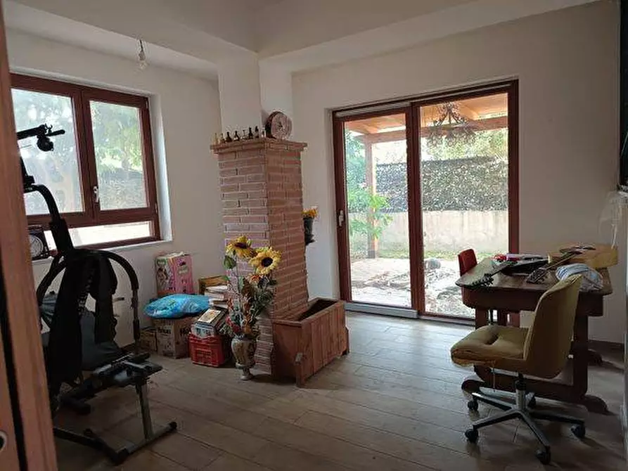 Immagine 20 di Villa in vendita  in VIA AIELLO a Angri