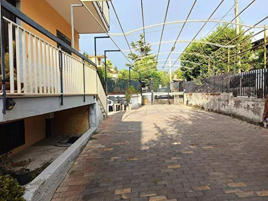 Immagine 30 di Villa in vendita  in VIA AIELLO a Angri