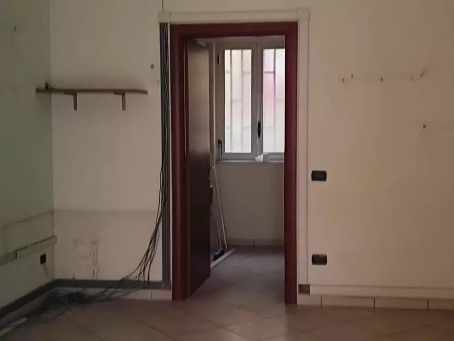 Immagine 2 di Locale commerciale in affitto  a Nocera Inferiore