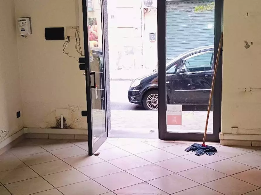 Immagine 8 di Locale commerciale in affitto  a Nocera Inferiore