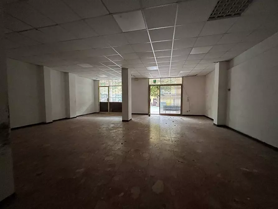 Immagine 6 di Attività commerciale in vendita  in VIA LEALE a Calizzano