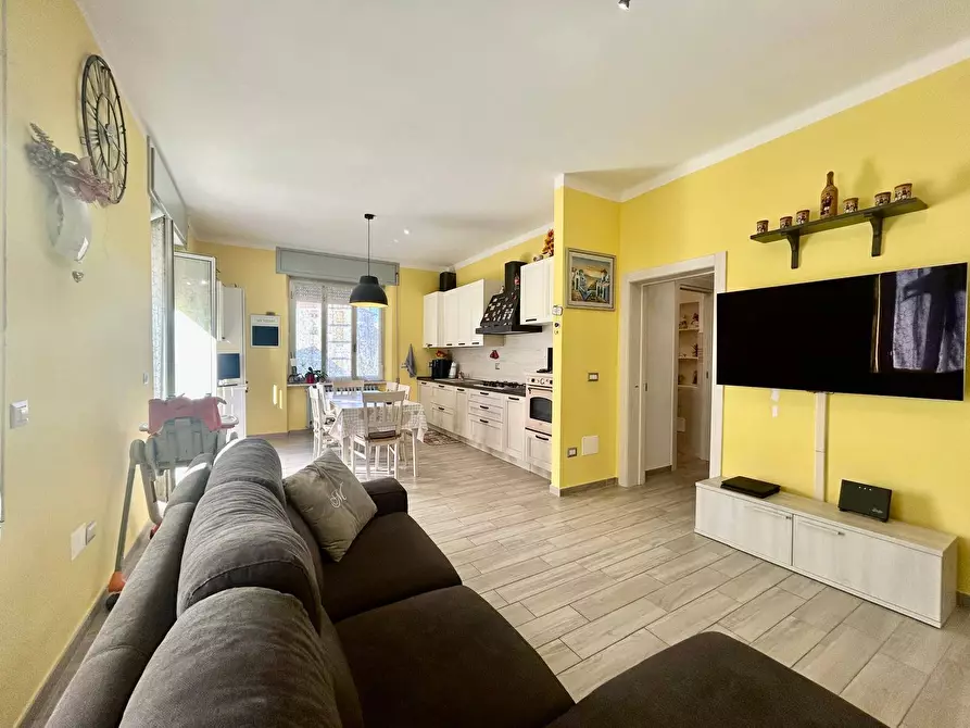 Immagine 14 di Appartamento in vendita  in CORSO MARTIRI DELLA LIBERTA' a Cairo Montenotte