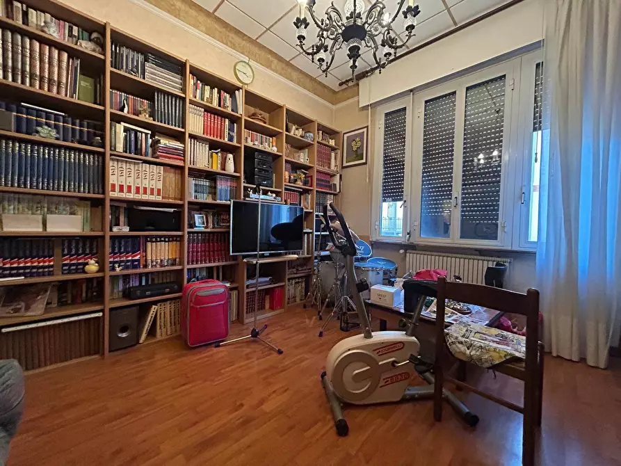Immagine 2 di Appartamento in vendita  in VIA SAN LORENZO a Savona