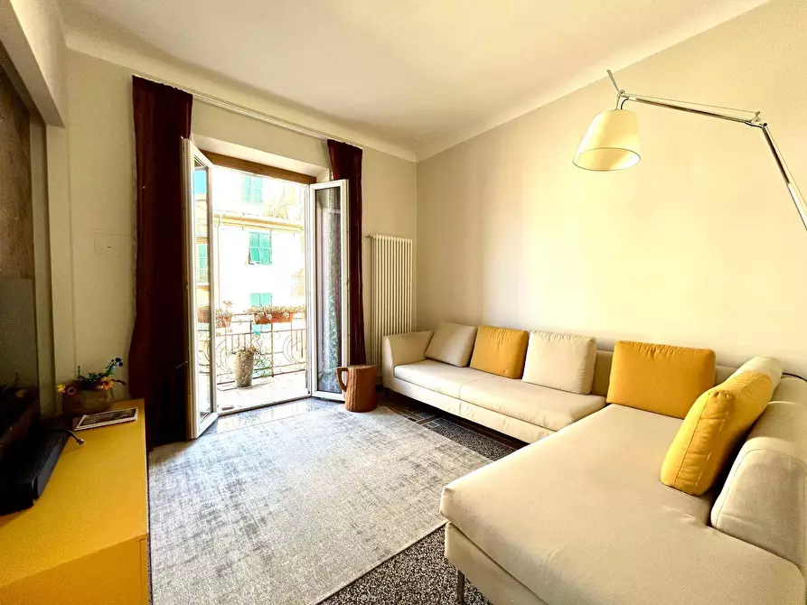Immagine 3 di Appartamento in vendita  in Via Orazio Grassi a Savona