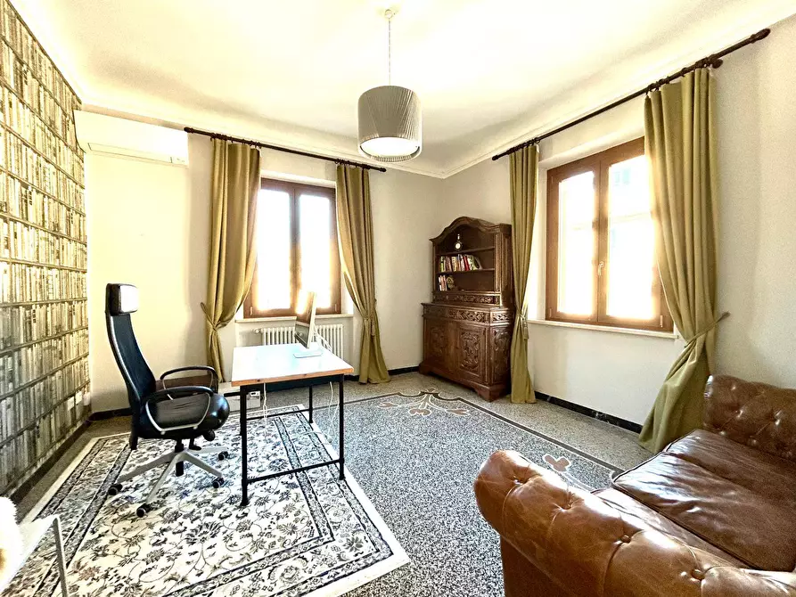 Immagine 4 di Appartamento in vendita  in Via Orazio Grassi a Savona