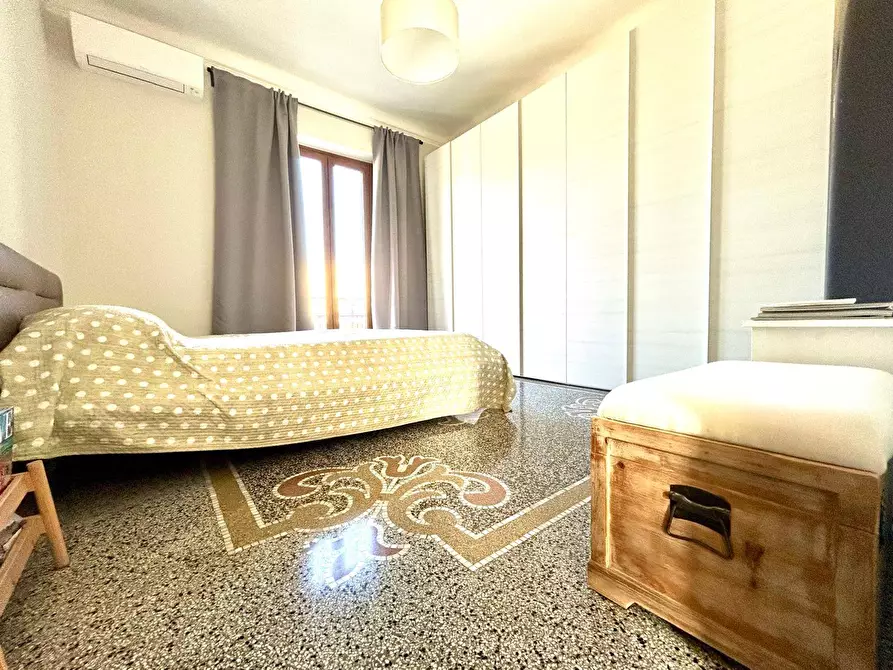 Immagine 10 di Appartamento in vendita  in Via Orazio Grassi a Savona