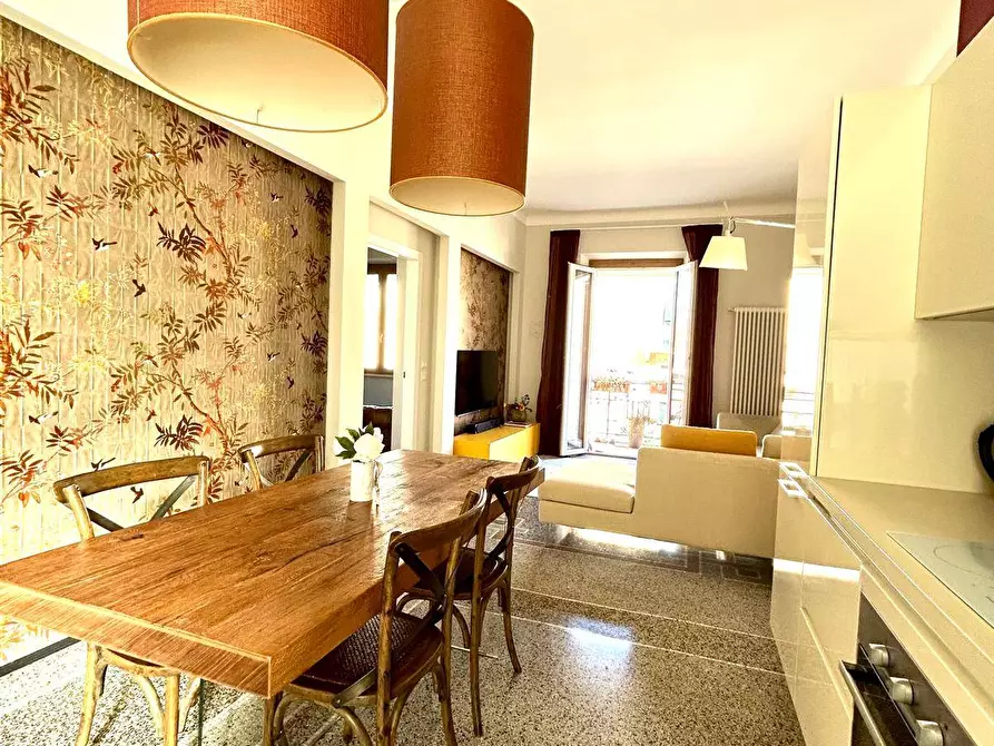 Immagine 12 di Appartamento in vendita  in Via Orazio Grassi a Savona