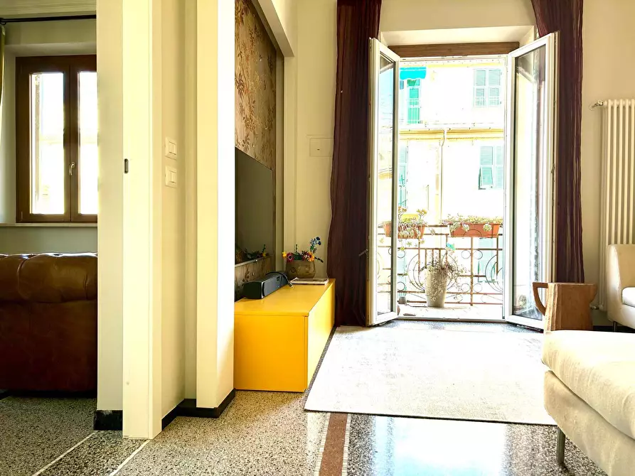 Immagine 26 di Appartamento in vendita  in Via Orazio Grassi a Savona