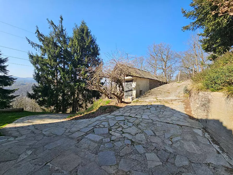 Immagine 22 di Rustico / casale in vendita  in Via Paleologo a Altare