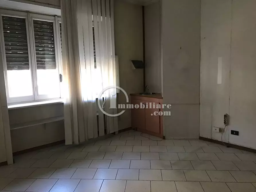 Immagine 5 di Ufficio in vendita  a Busto Arsizio