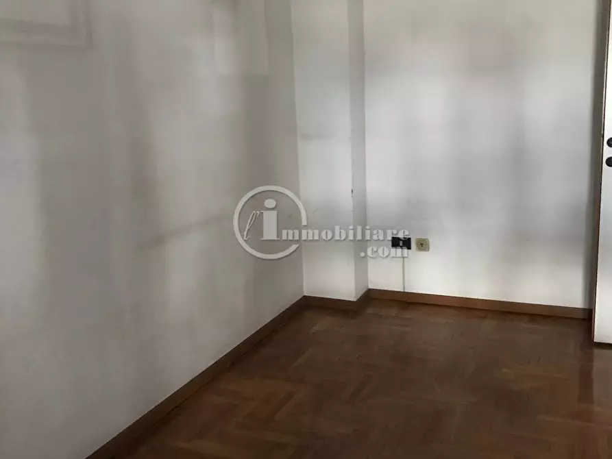 Immagine 9 di Ufficio in vendita  a Busto Arsizio