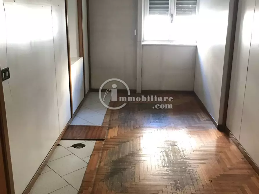 Immagine 12 di Ufficio in vendita  a Busto Arsizio