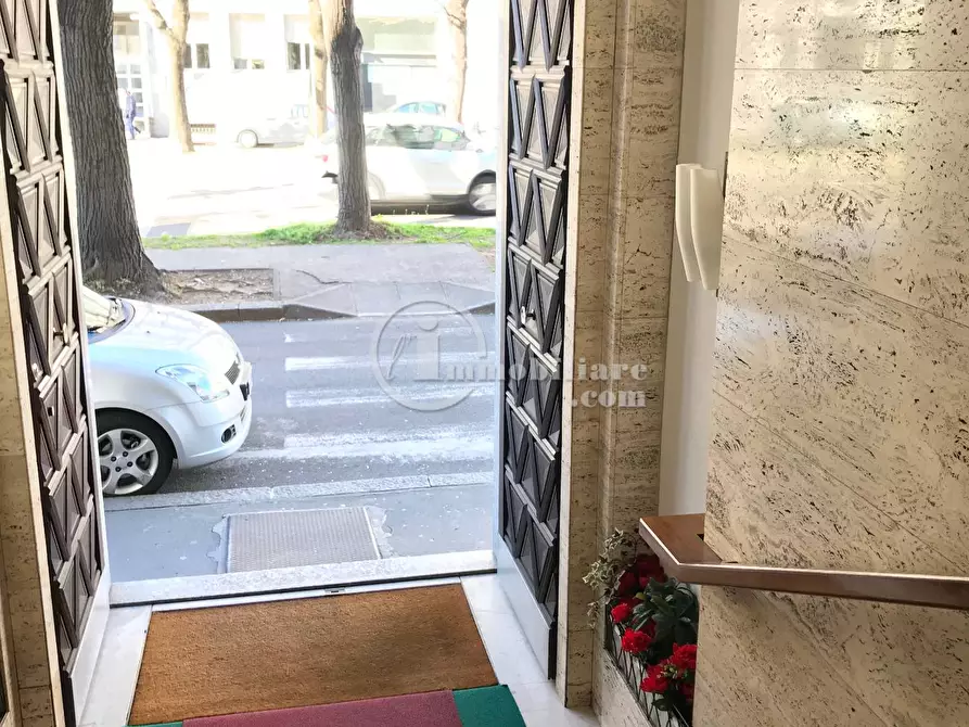 Immagine 2 di Ufficio in vendita  a Busto Arsizio