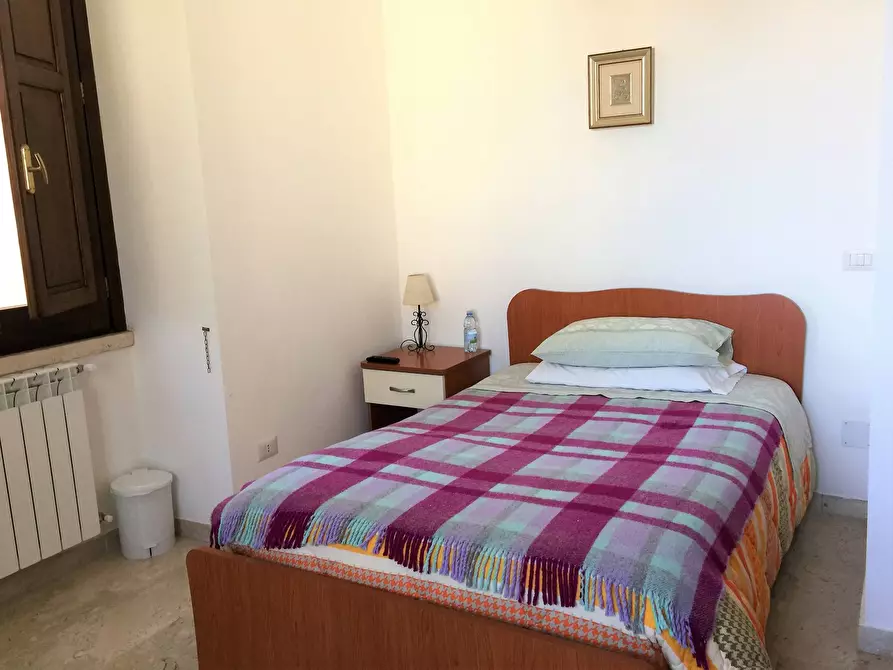 Immagine 4 di Camera in affitto  in Vico Iii Del Commercio a Catanzaro