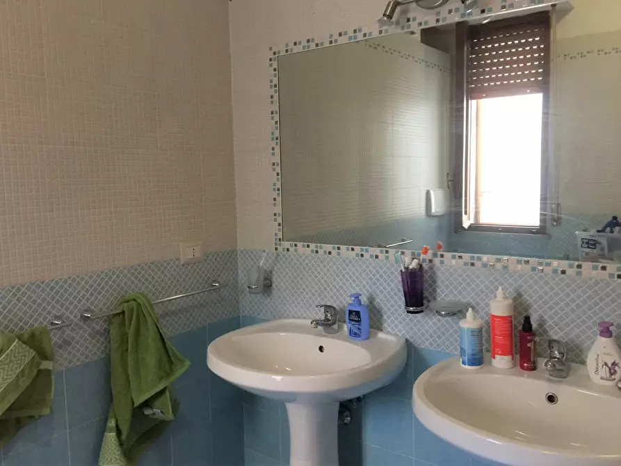 Immagine 15 di Appartamento in affitto  in via Cristoforo Colombo a Catanzaro